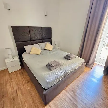 And Modern Flat Valletta