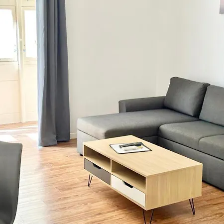 And Modern Flat